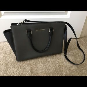 MK purse